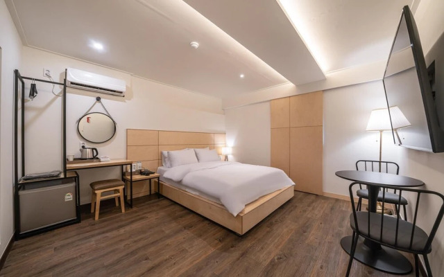 Seogwipo The Hotel