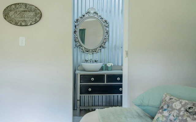 Shanzeley Guest House