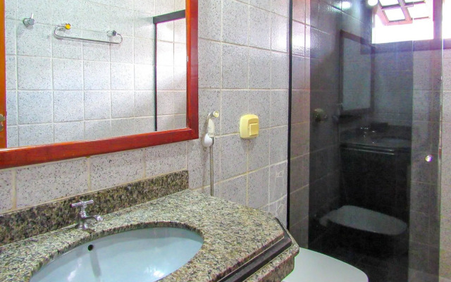 Casa com 4 Suítes, Piscina, Área Gourmet e Wifi