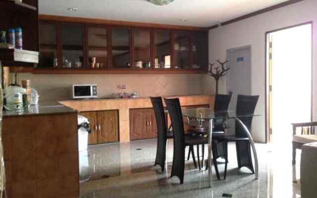 K2 Backpacker Hostel