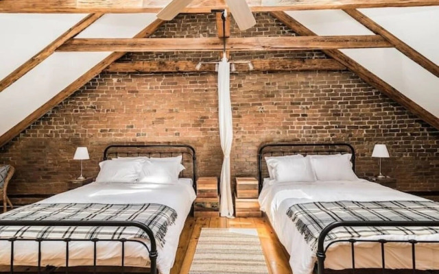 Montreal Artist Loft - Champs