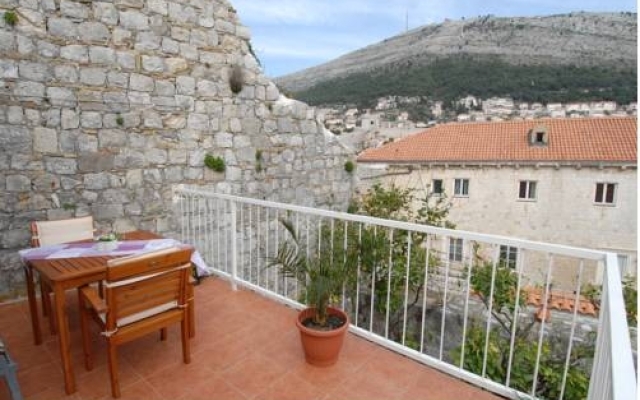 Alberto Apartment
