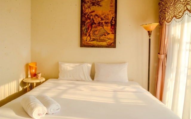 1 Vintage Bedroom at Cosmo Terrace Apartment by Travelio – Guest Rooms – Jakarta