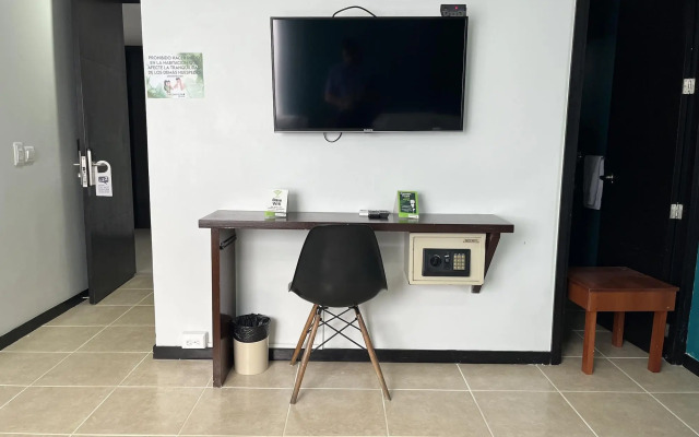 Hotel Greenview Medellin