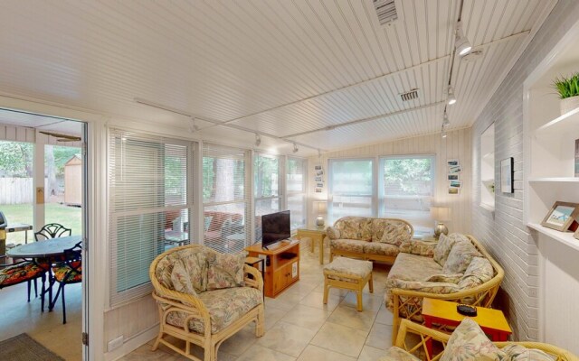 Beachy Sisters B 4 Bedroom Duplex