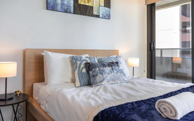 Pleasant Terrace 3BR 2BA WIFI City view