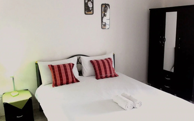 Varada Place
