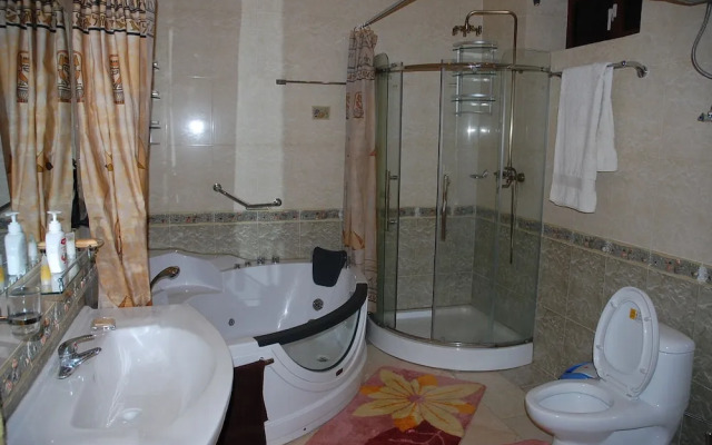 Almaz Guest House