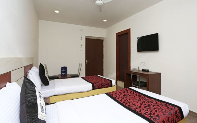 OYO 10153 Hotel Paradise Convention