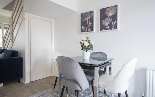 Luxurious 2-bed House in Dartford
