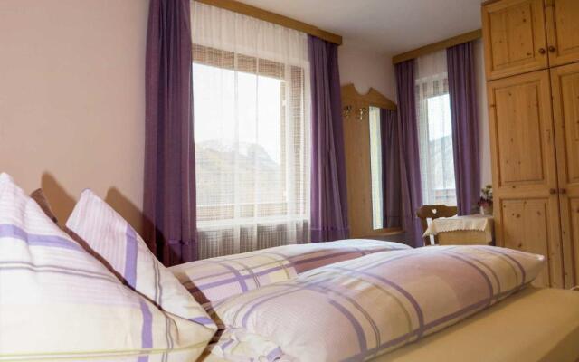 Hotel Alpenfriede