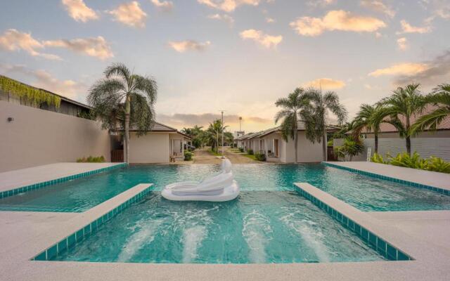 AKARD Private Villas Sattahip