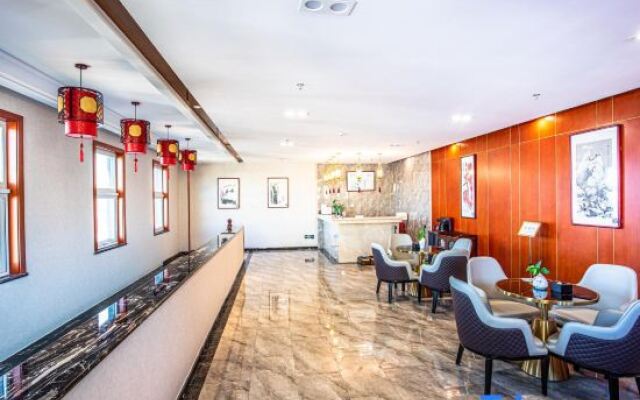 Yunmeng Resort Hotel