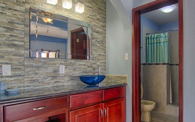 Beaches And Dreams Boutique Hotel