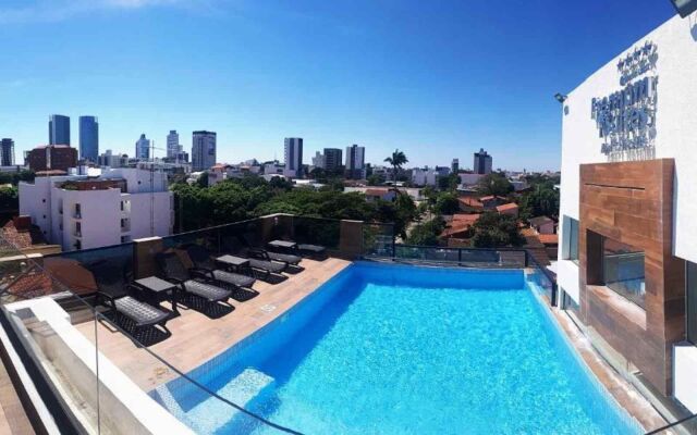 Premium Suites Deluxe Aparthotel Equipetrol