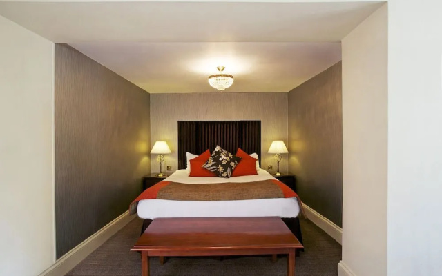 Luttrell Arms Hotel
