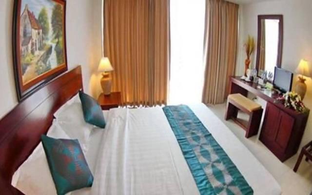 Sabaidee at Lao Hotel