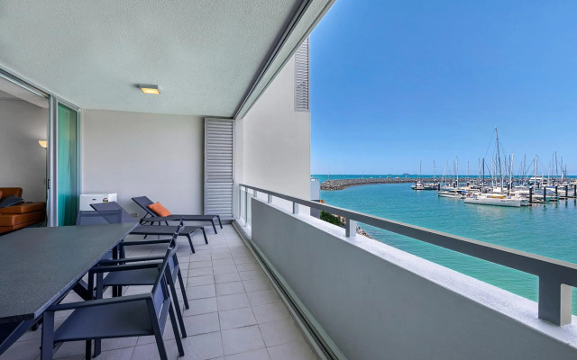 Peninsula Airlie Beach