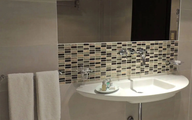 Premium Tower Suites San Luis