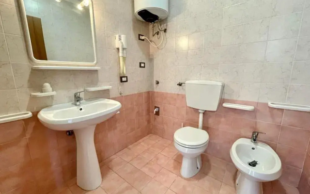 Comfortable Apartment in Residence With a Pool
