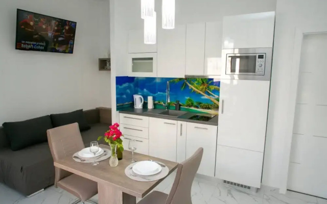 Apartments Sun Dance 2 With Heated Pool