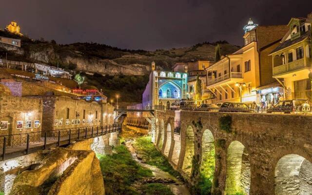 Nutsa's Apartment in old Tbilisi