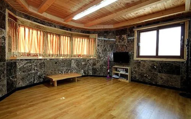 Gwangmyeong Family Pension