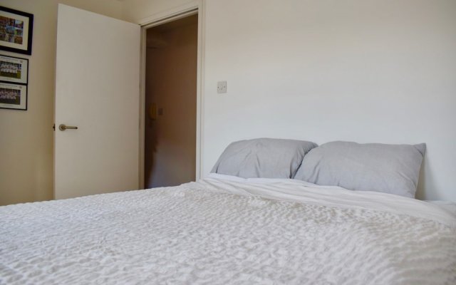 2 Bedroom Flat In Shoreditch