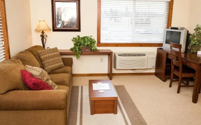 Glacier Ridge Suites