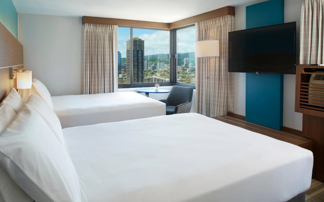 Holiday Inn Express Waikiki