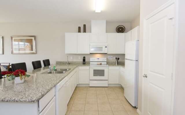 Vacation Townhome Next to Parks Cb3163