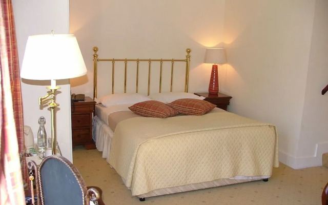 Esseborne Manor Hotel