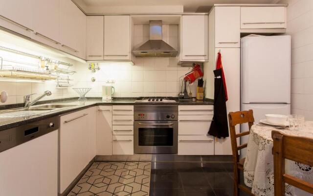 bairro alto-chiado 2 bdr beautifull view