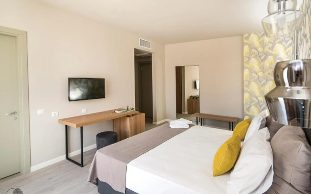 Nayino Resort Mamaia Nord