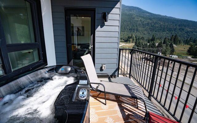 Rummy's Adventure Bay by Revelstoke Vacations