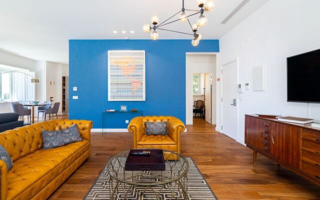 Chalet Estoril Townhouse