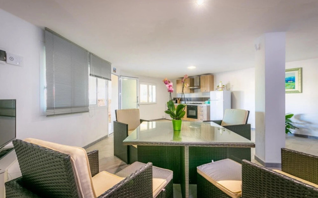 Sr-f943-slor0at - Villa Ninth Street