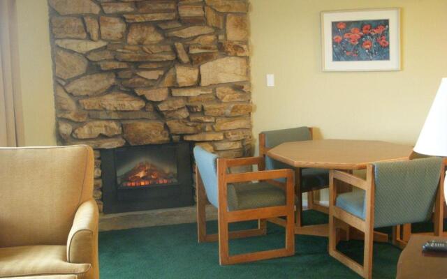 Ocean Shores Inn & Suites