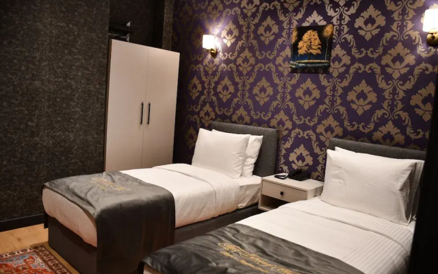 HMZ Luxury Hotel