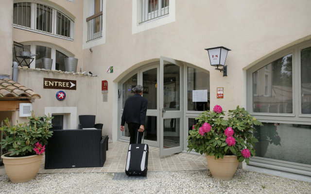 Logis Hôtel Médiéval, Montélimar Nord