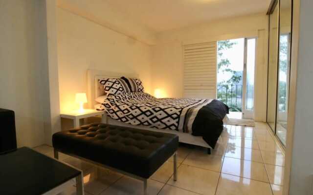 Modern Studio Apartment With Pool And Amazing Views