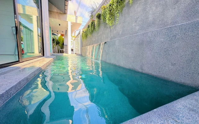 Stylish 3br Pool Villa Walk to Beautiful Naiyang Beach