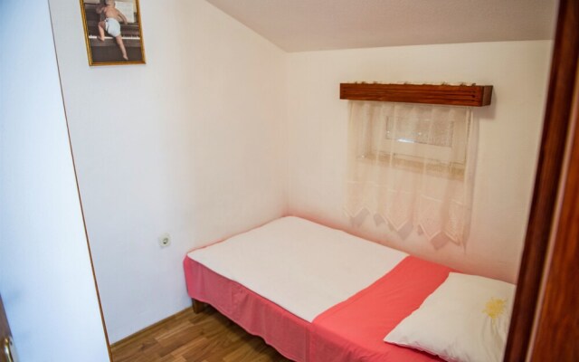 Apartments Zdravko