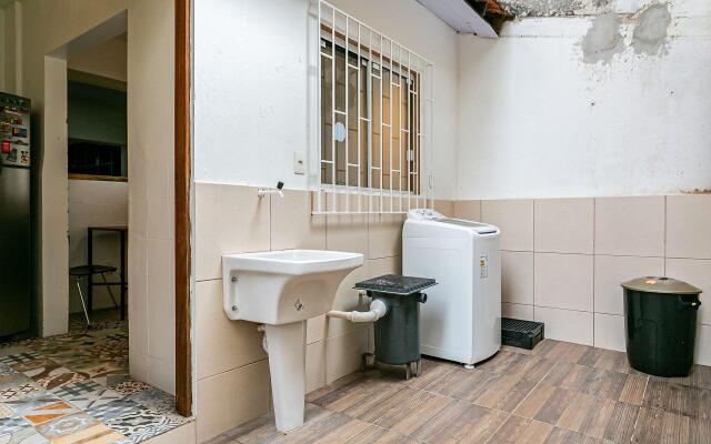 Casa em ótima localização no Centro VISE059