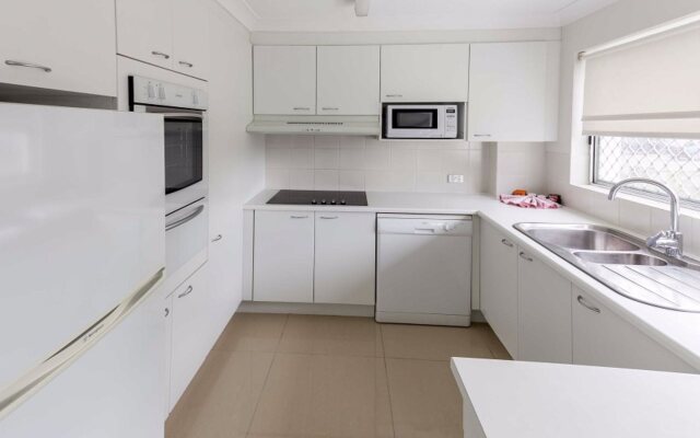 Le Beach Apartments