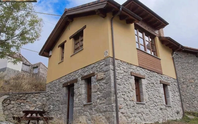 Casa Rural La Cabaña del Valleyu