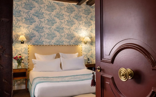 Relais Hotel Du Vieux Paris