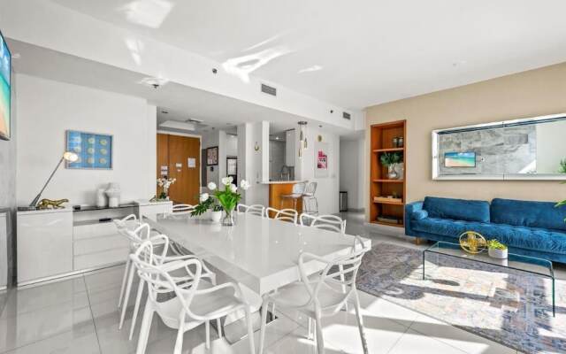 Luxury Brickell 3 Beds Sleeps 8