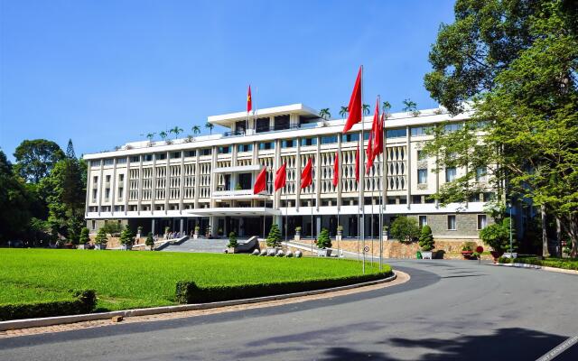 Red Sun Sài Gòn Hotel