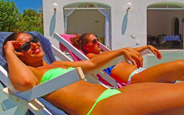 Paradise Beach Hostel